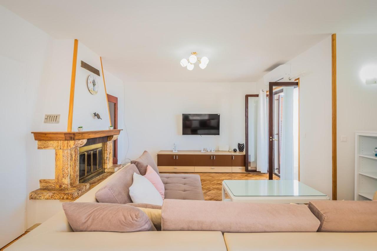 Adriatic Seaview Apartment Omiš Εξωτερικό φωτογραφία