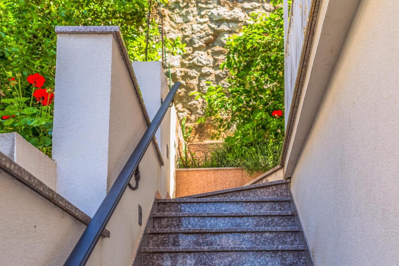 Adriatic Seaview Apartment Omiš Εξωτερικό φωτογραφία
